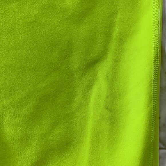 Fabletics neon yellow Power Hold On The Go High Waisted Capri leggings 2X 2XL - Picture 15 of 15